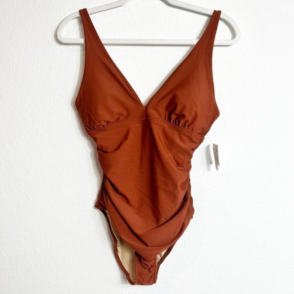 AMAZON ESSENTIALS WOMEN'S PLUNGE ONE PIECE BROWN SWIMSUIT SIZE 8 NEW WITH TAGS - Picture 2 of 8